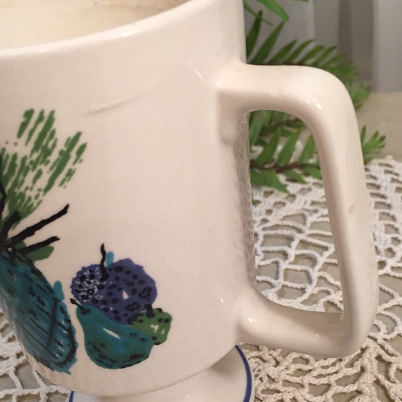 Vintage MCM Fruit Design Pedestal Coffee Mug - Picture 11 of 16